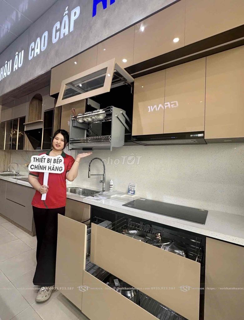 Thiết kế tủ bếp cánh tráng gương Acrylic cao cấp. Mua bán Tủ, kệ gia đình tại Quận Thanh Khê Đà Nẵng được đăng bởi Nội thất bếp trọn gói TST  hình 1