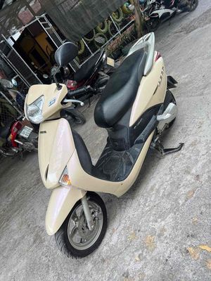 Lead 2012 đá chống tắt máy max đời   Xe nguyên zin. Mua bán Xe máy tại Huyện Nhơn Trạch Đồng Nai được đăng bởi luu pham