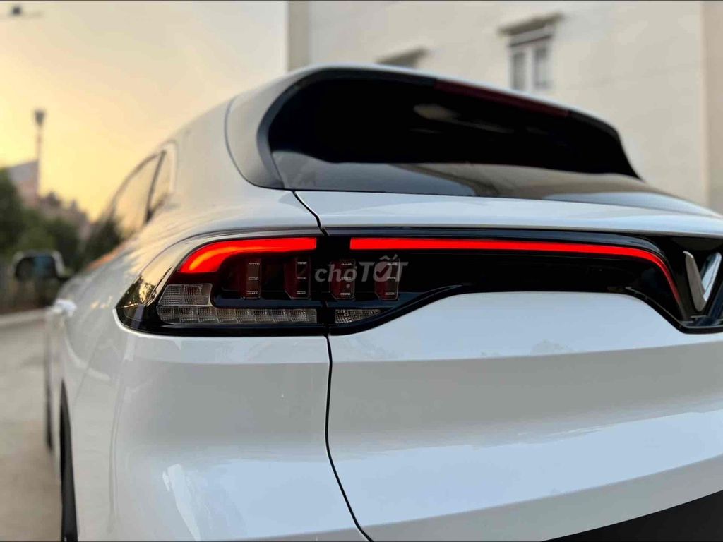 VinFast VF8 S 2024 Trắng. Mua bán Ô tô tại Quận 12 Tp Hồ Chí Minh được đăng bởi VinFast An Sương Quốc Lộ 1A hình 7