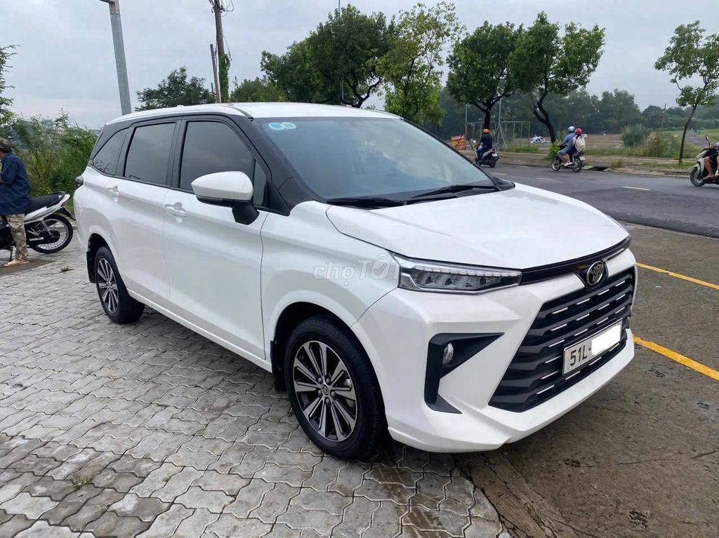 Toyota Avanza Premio 2024 CVT màu trắng 20.100 km. Mua bán Ô tô tại Quận Tân Phú Tp Hồ Chí Minh được đăng bởi VĂN CHINH hình 5