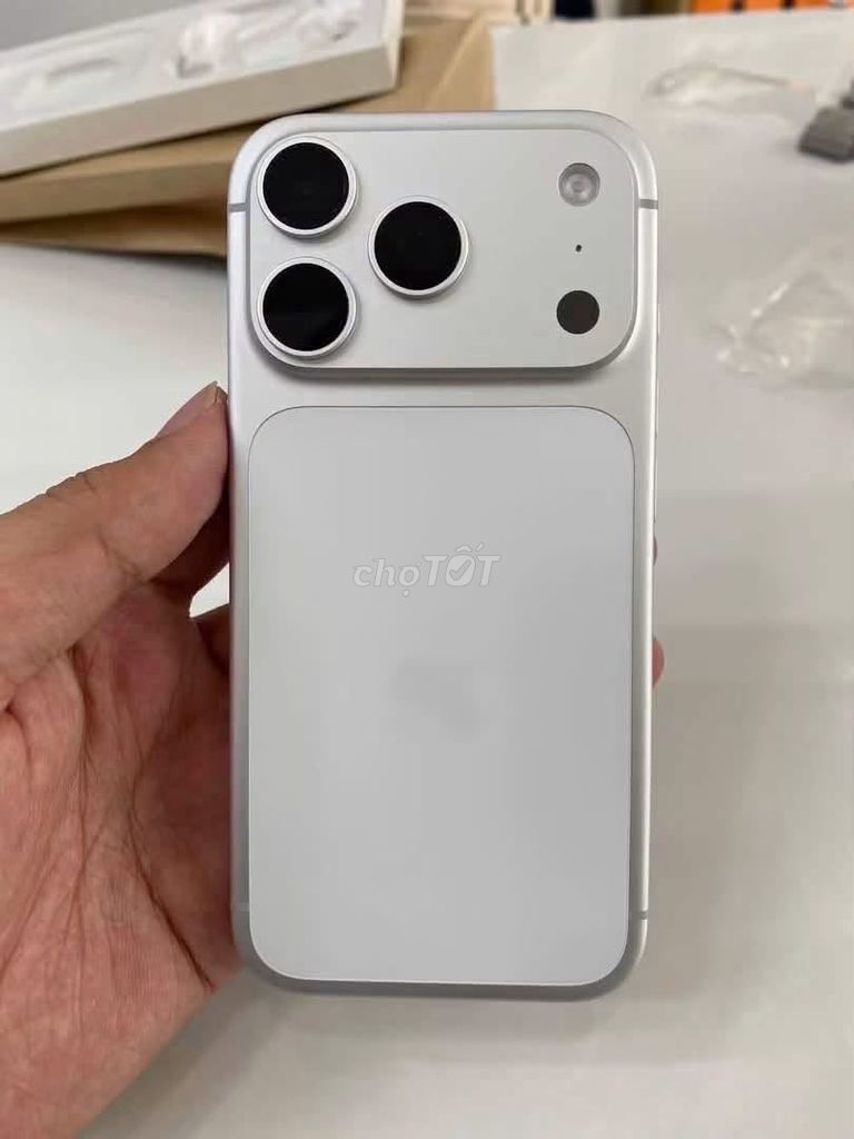 Apple iPhone 17 Pro 256GB Trắng 100%. Mua bán Điện thoại tại Quận 1 Tp Hồ Chí Minh được đăng bởi Hội Đồ Điện Tử hình 1