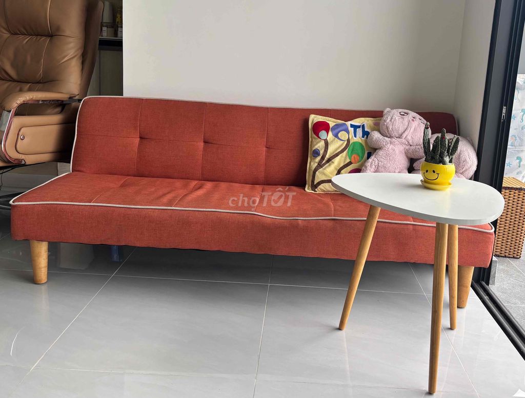 Sofa giường Vải 1m6 màu Cam. Mua bán Giường, chăn ga gối nệm tại Thành phố Thuận An Bình Dương được đăng bởi Lan Tran hình 1