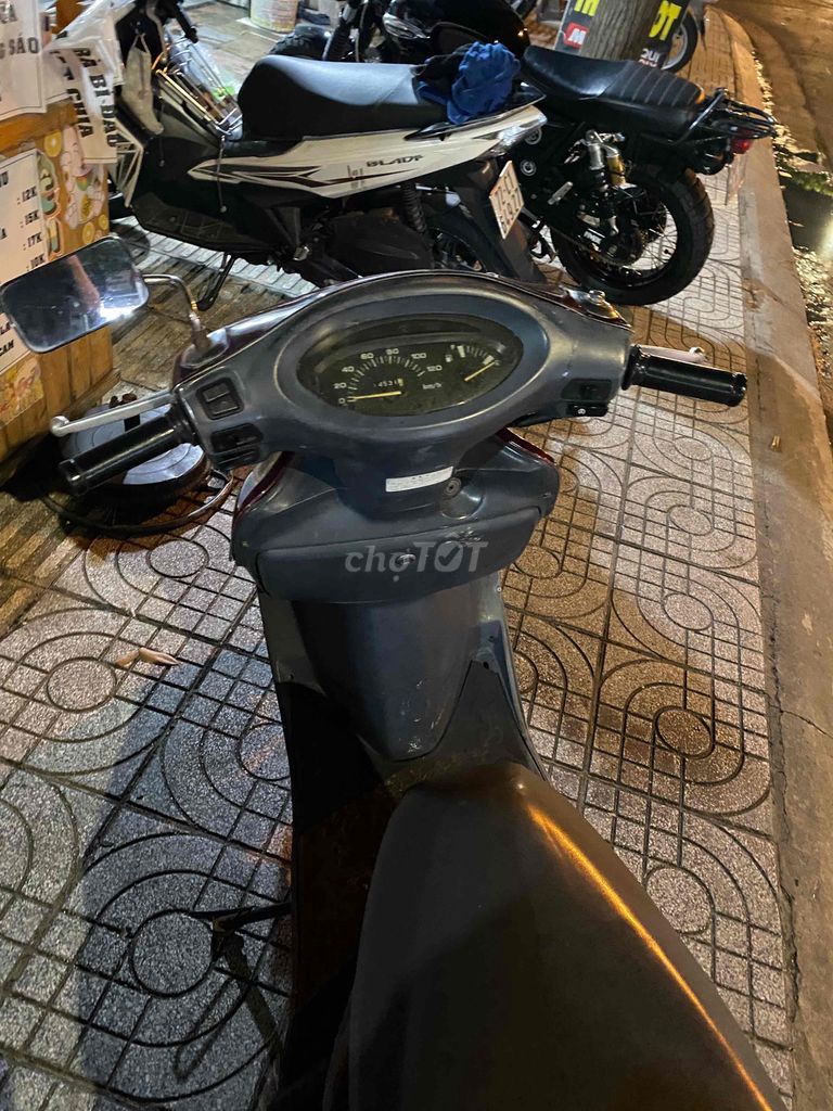 Скутер Honda Spacy красно-коричневый классический