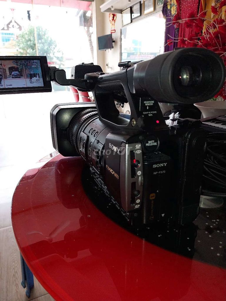 Máy quay phim Sony NXCAM Đen. Mua bán Máy ảnh, Máy quay tại Huyện Đông Hưng Thái Bình được đăng bởi Ho va ten hình 1