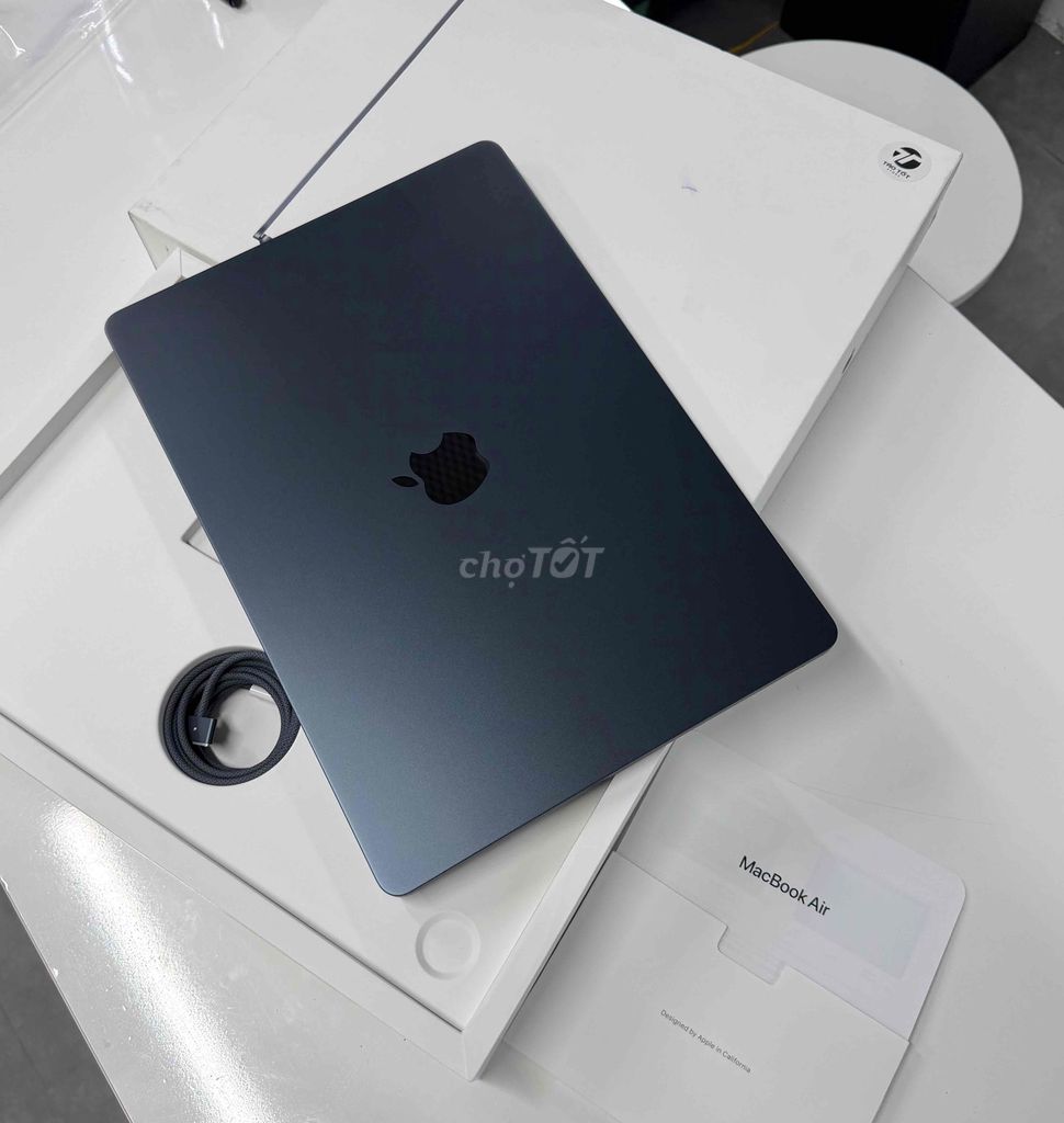 Apple MacBook Air M4 15 inch 16GB/256GB Openbox. Mua bán Laptop tại Quận 10 Tp Hồ Chí Minh được đăng bởi Táo Tốt Apple  hình 1