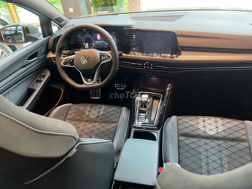 Volkswagen Golf 2025 ✅ GOlF  R- Line. Mua bán Ô tô tại Quận 5 Tp Hồ Chí Minh được đăng bởi VOLKSWAGEN GOLDEN  hình 8