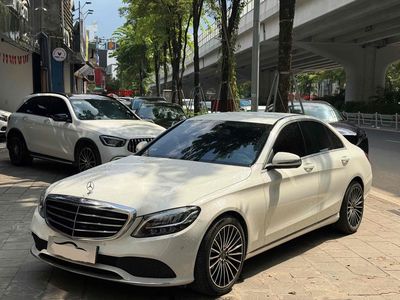 Mercedes C200 2019 - 3,6v miles lên nhiều trang bi. Mua bán Ô tô tại Quận Hà Đông Hà Nội được đăng bởi Toyota Hà Đông Tsure