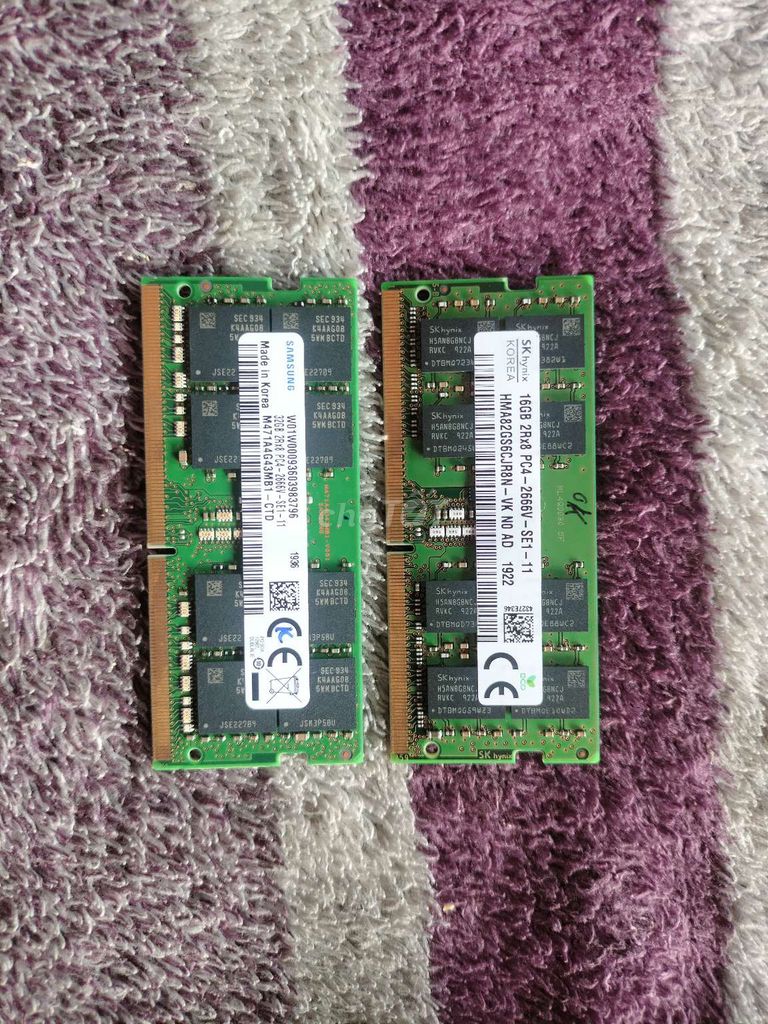 01 ram 16G. 01 ram 32G. Lap tốp