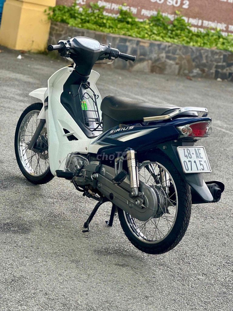 Ямаха Сириус 110cc 2024 белый, синий