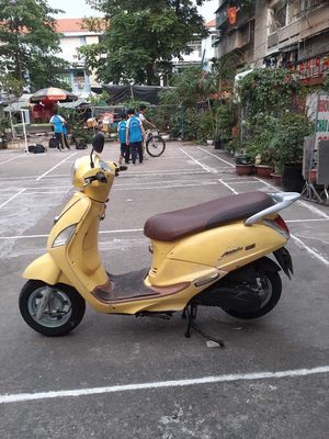 SYM Attila Elizabeth Vàng