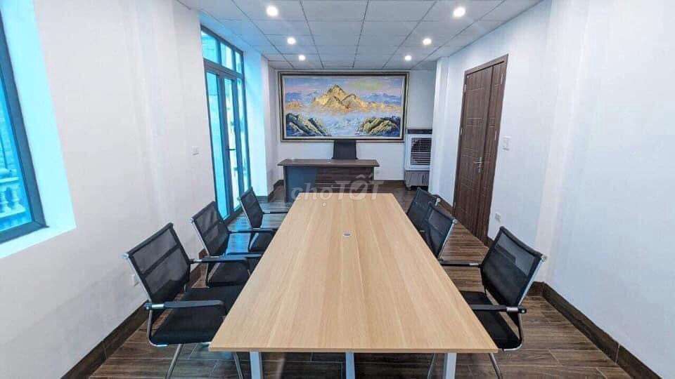 Chính chủ cho thuê văn phòng Tại 390 Phạm Văn Đồng Cầu Giấy Từ Liêm