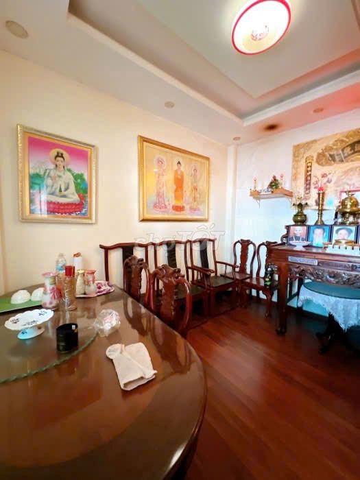 Bán Biệt thự Tôn Đản, Q4, 150m2, 10m x 15m, 4 lầu chỉ 10,8 tỷ!. Mua bán nhà ở tại Quận 4 Tp Hồ Chí Minh được đăng bởi Nguyễn Phi Hùng hình 4