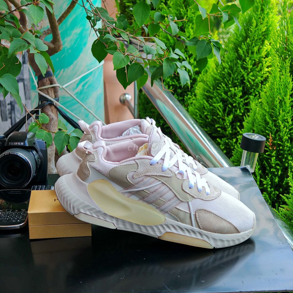 [CHÍNH HÃNG] Giày Adidas Originals Hi-Tail Grey. Mua bán Giày dép tại Thành phố Bà Rịa Bà Rịa - Vũng Tàu được đăng bởi chú CÔNG AN bán giày CHÍNH HÃNG hình 1