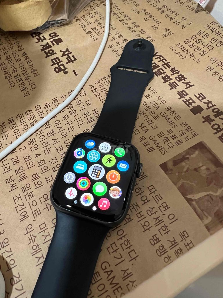 Bán Apple Watch Series 4 44Mm LTE mới 96%