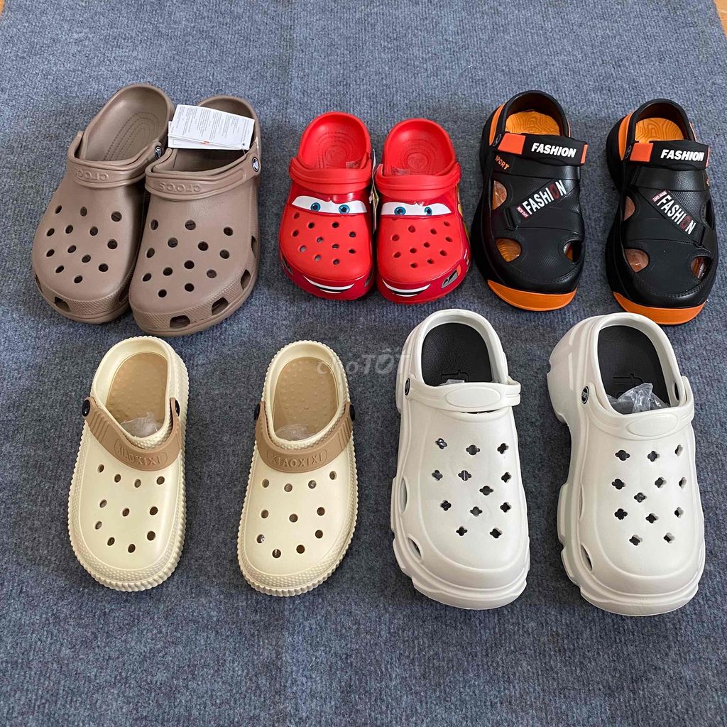 Có ít dép crocs Nam Nữ hàng new đẹp size 36-45