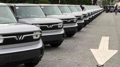 VinFast VF 3 Xám. Mua bán Ô tô tại Quận Cái Răng Cần Thơ được đăng bởi Minh Thư hình 1