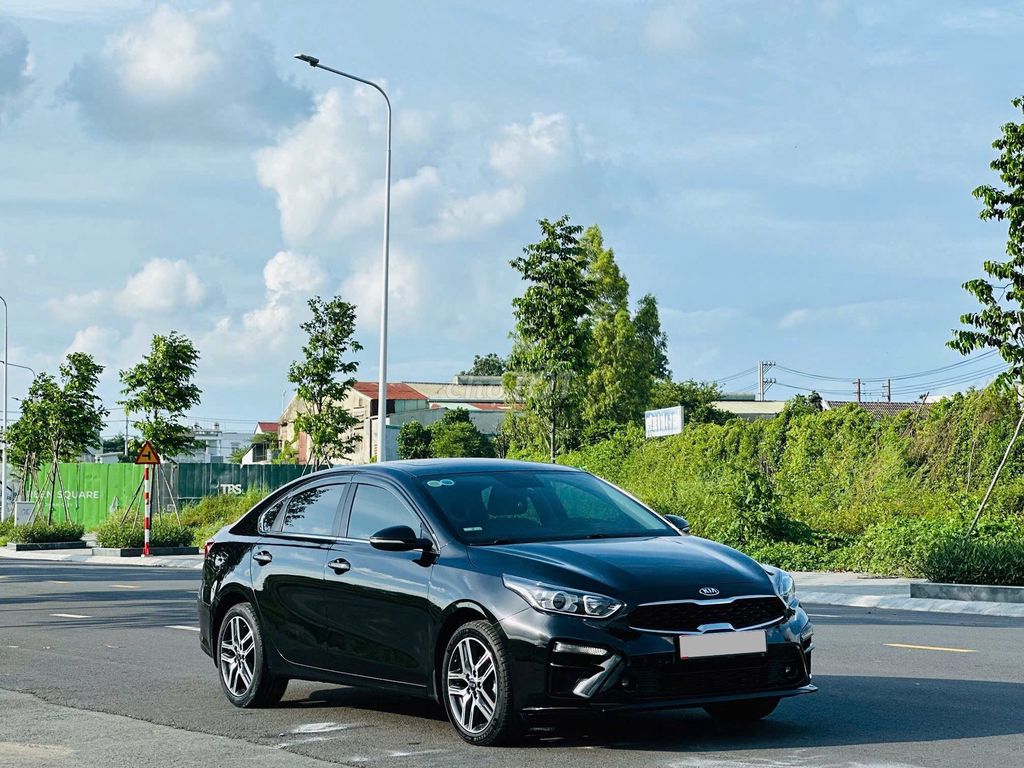 Kia Cerato 2019 luxury 1.6 luxury - 69000km. Mua bán Ô tô tại Thành phố Dĩ An Bình Dương được đăng bởi Siêu Thị Ô Tô Bình Dương  hình 2