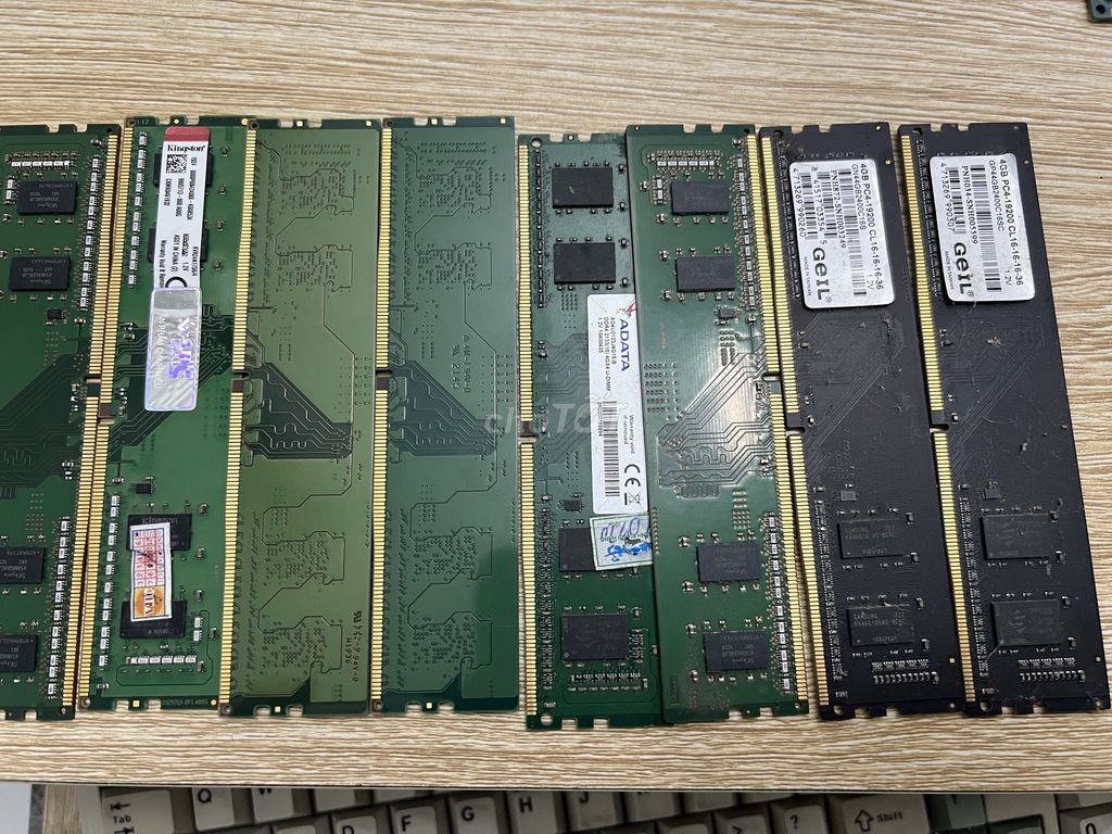 Ram4 4G cửa hàng sẵn ít. Mua bán Linh kiện (RAM, Card...) tại Quận Tây Hồ Hà Nội được đăng bởi MayTinhGiaReHaNoi hình 1