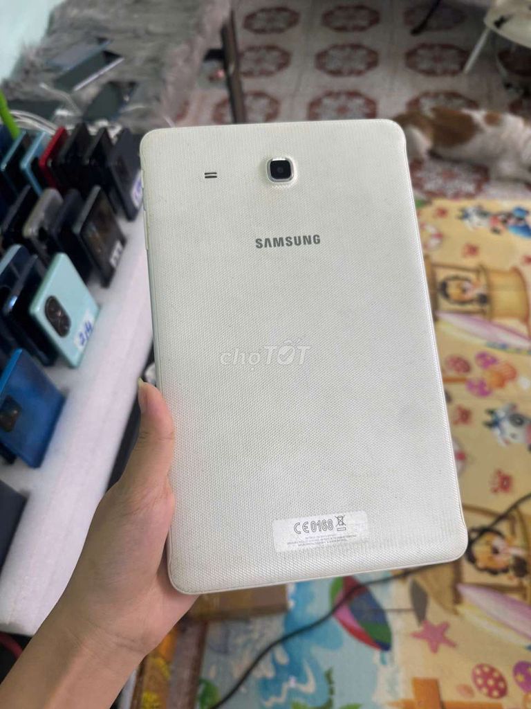 SS tab E, 8g, sim sóng ok. Mua bán Máy tính bảng tại Thành phố Thủ Dầu Một Bình Dương được đăng bởi Phước Mobile hình 1