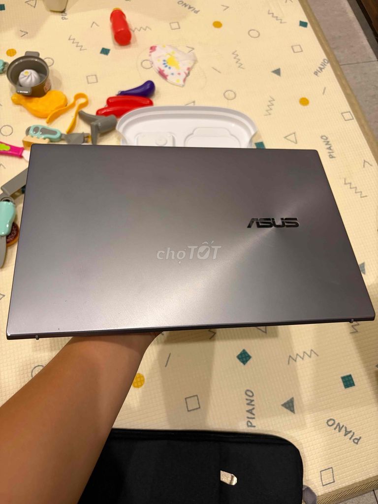 Asus Zenbook 14 máy Siêu mỏng. Mua bán Laptop tại Thành phố Thủ Đức Tp Hồ Chí Minh được đăng bởi Hoàng Nguyễn hình 1