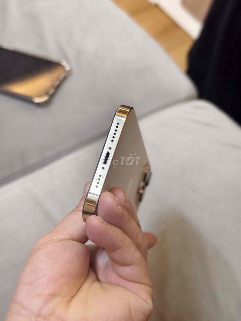 Apple iPhone 13 Pro Max Vàng. Mua bán Điện thoại tại Thành phố Cam Ranh Khánh Hòa được đăng bởi thái hình 1
