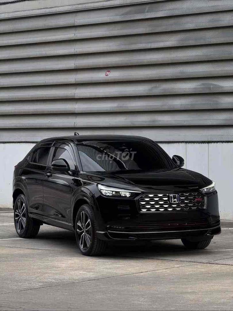 Honda HRV RS, KM: 50% Thuế trước bạ, BH, phụ kiện. Mua bán Ô tô tại Quận 7 Tp Hồ Chí Minh được đăng bởi Honda Ôtô Quận 7 hình 1