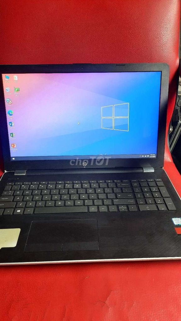 Hp.i7-7500u. Ram 16gb. Sdd 250gb