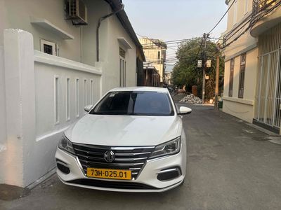 MG MG5mt 2024 62600km Trắng