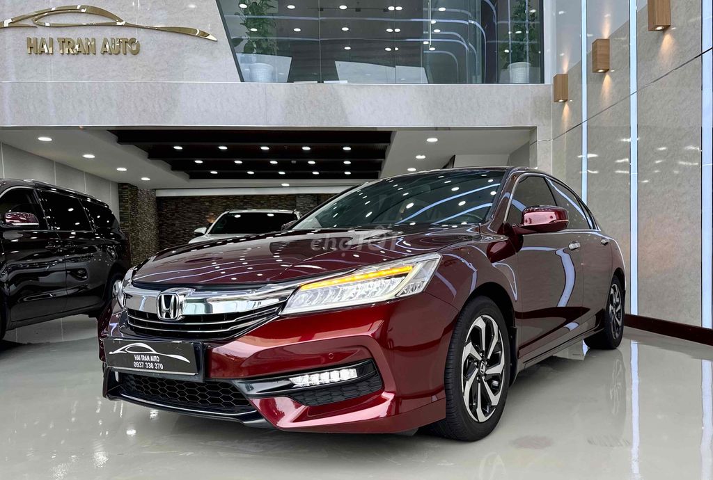 Honda Accord 2018 2.4 nhập Thailand - 60000 km