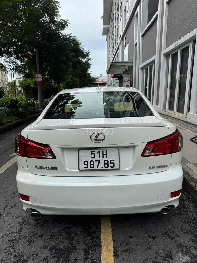 Lexus IS250 2010 Trắng 50000 km. Mua bán Ô tô tại Quận Long Biên Hà Nội được đăng bởi Lâm quốc bảo hình 3