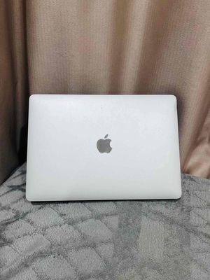 Apple MacBook Air M1 13 inch 8GB/256GB Đã sử dụng