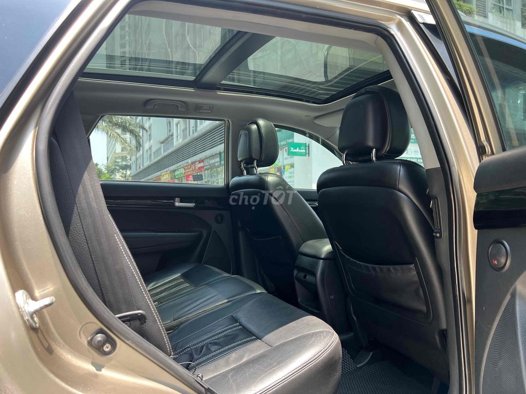 Kia Sorento 2WD DATH full dầu 9 vạn km full đồ. Mua bán Ô tô tại Quận Hai Bà Trưng Hà Nội được đăng bởi Hải Trần hình 8