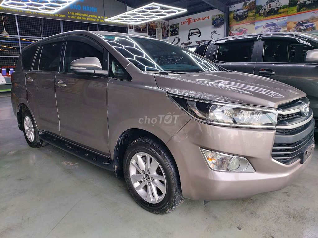 Innova 2.0E sx2020 đi 100200km xe bán tại hãng