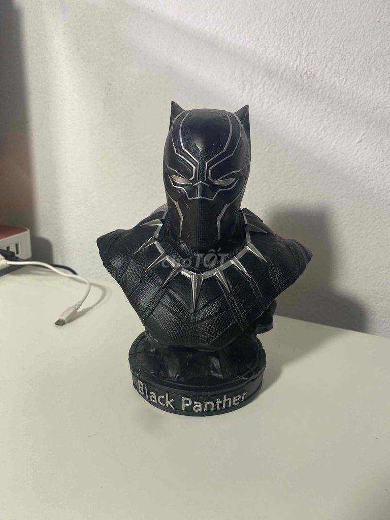 mô hình bán thân black panther