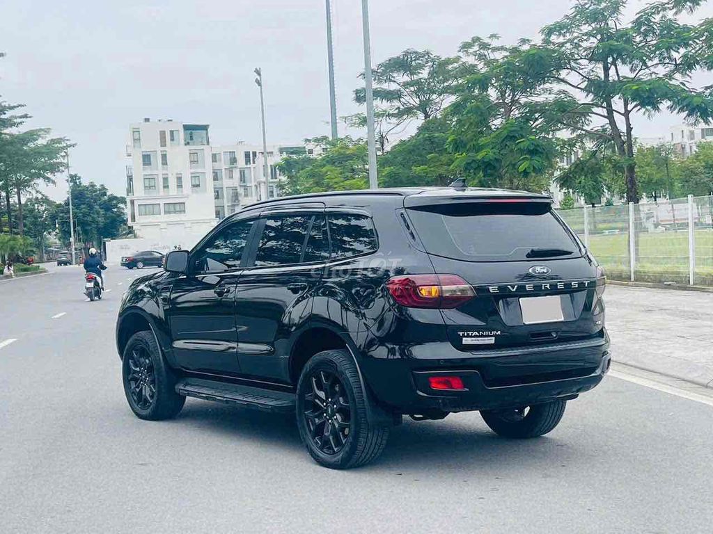 Ford Everest 2019 Titanium 4x4 AT hơn 11 vạn km!. Mua bán Ô tô tại Quận Hoàng Mai Hà Nội được đăng bởi Dương Xuân Trường hình 9