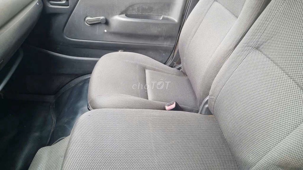 Toyota Hiace 2010 16 chỗ Bạc. Mua bán Ô tô tại Quận 12 Tp Hồ Chí Minh được đăng bởi Trung hình 10