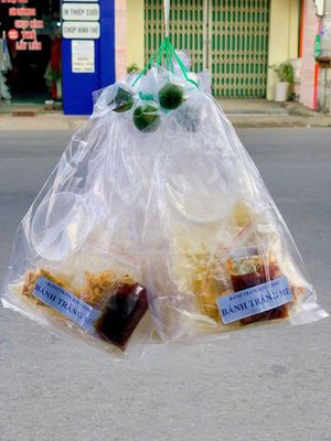 Bánh tráng Sốt me, Muối béo. Mua bán Đồ ăn, thực phẩm và các loại khác tại Quận 12 Tp Hồ Chí Minh được đăng bởi Em Ngọc