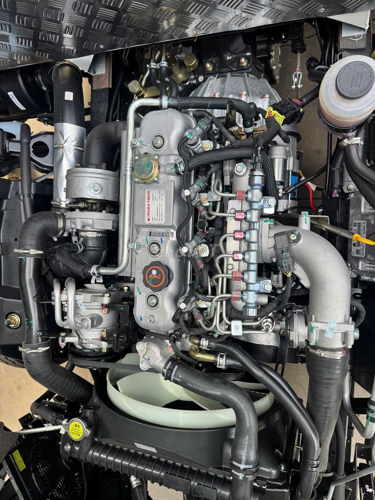 XE TẢI 3 TẤN 5 ĐÔ THÀNH IZ65M. TRẢ TRƯỚC 60 TRIỆU. Mua bán Xe tải, xe ben tại Quận Bình Thuỷ Cần Thơ được đăng bởi ĐẠI LÝ XE TẢI GIÁ TỐT MIỀN TÂY hình 2