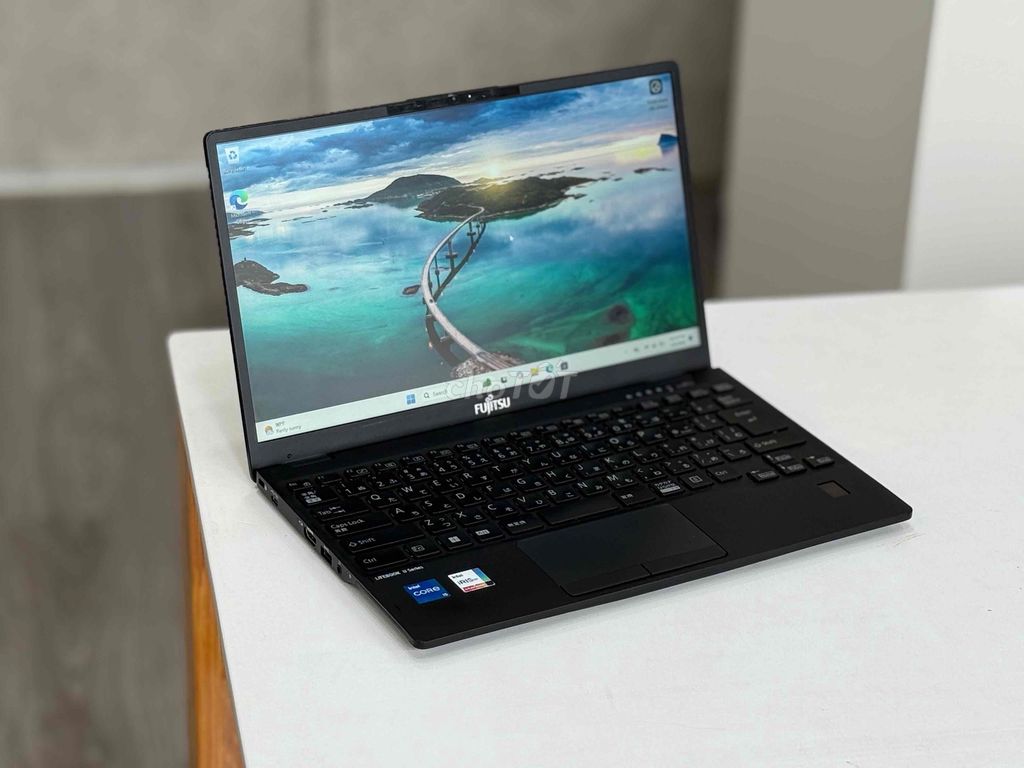 Fujitsu Lifebook i5-1245U 8GB/256GB. Mua bán Laptop tại Quận 10 Tp Hồ Chí Minh được đăng bởi mạc thành hình 1