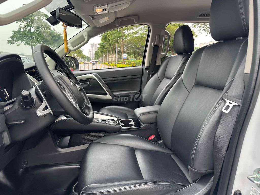 Mitsubishi Pajero Sport 2022 4x4AT 2 Cầu 3 Vạn. Mua bán Ô tô tại Quận Cầu Giấy Hà Nội được đăng bởi Vũ Kiên hình 10