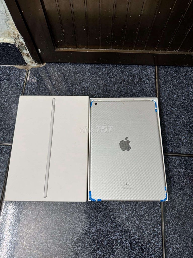 Mình cần bán iPad gen9 ít sử dụng hết bh mới 99%