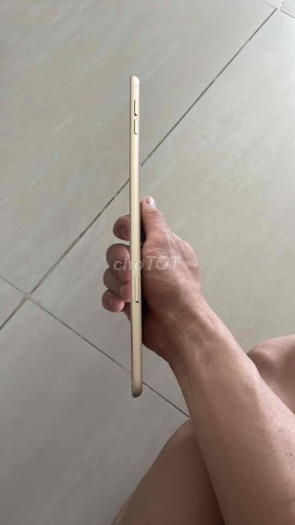 ipad mini 4(xách tay Nhật, new 99%). Mua bán Máy tính bảng tại Quận Liên Chiểu Đà Nẵng được đăng bởi Đức hình 3