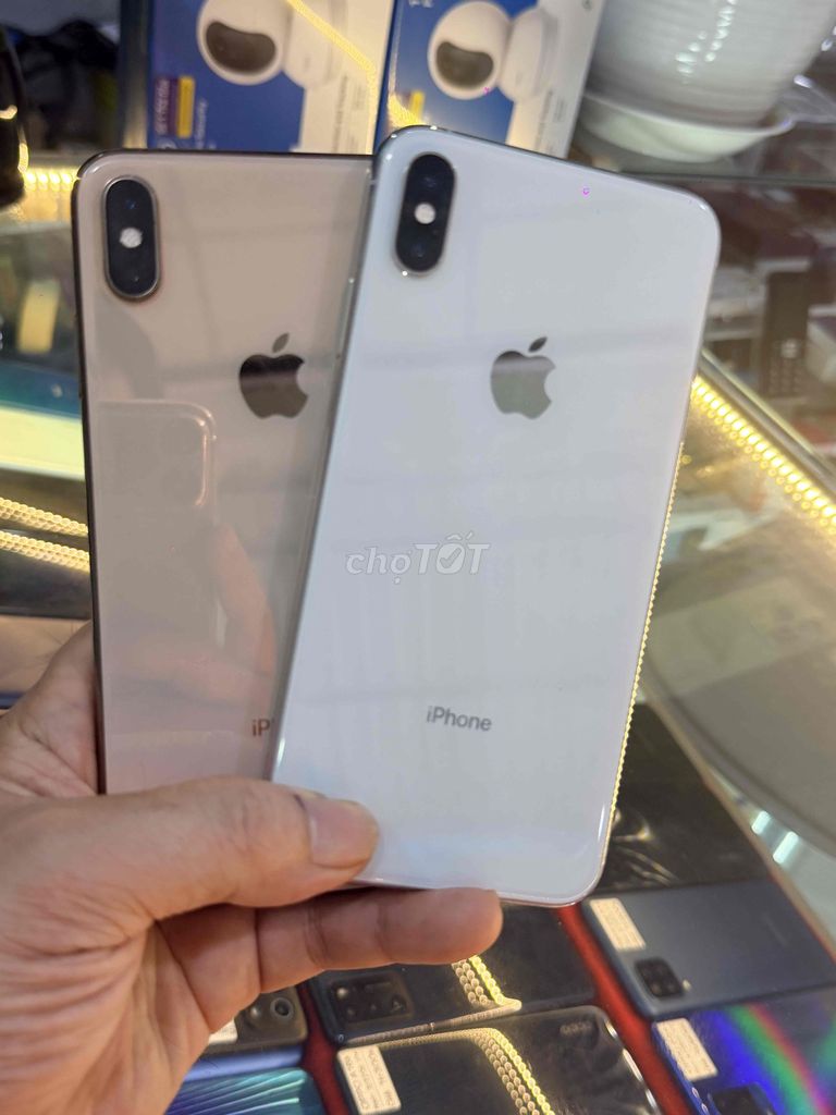 iPhone Xs Max 64GB Trắng Vàng 98%. Mua bán Điện thoại tại Thành phố Mỹ Tho Tiền Giang được đăng bởi Sanh Phone hình 1