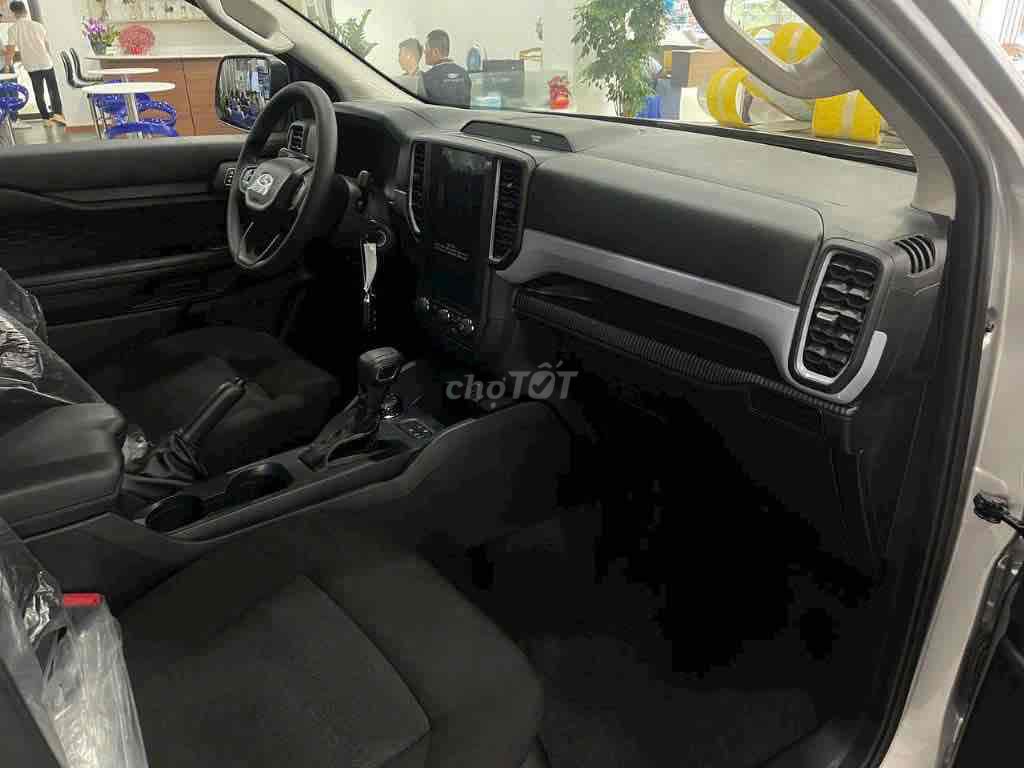 Ford Ranger 2025 XLS 2.0L 4x2 AT Xe Mới. Mua bán Ô tô tại Quận 3 Tp Hồ Chí Minh được đăng bởi Trí Xe Ford hình 6