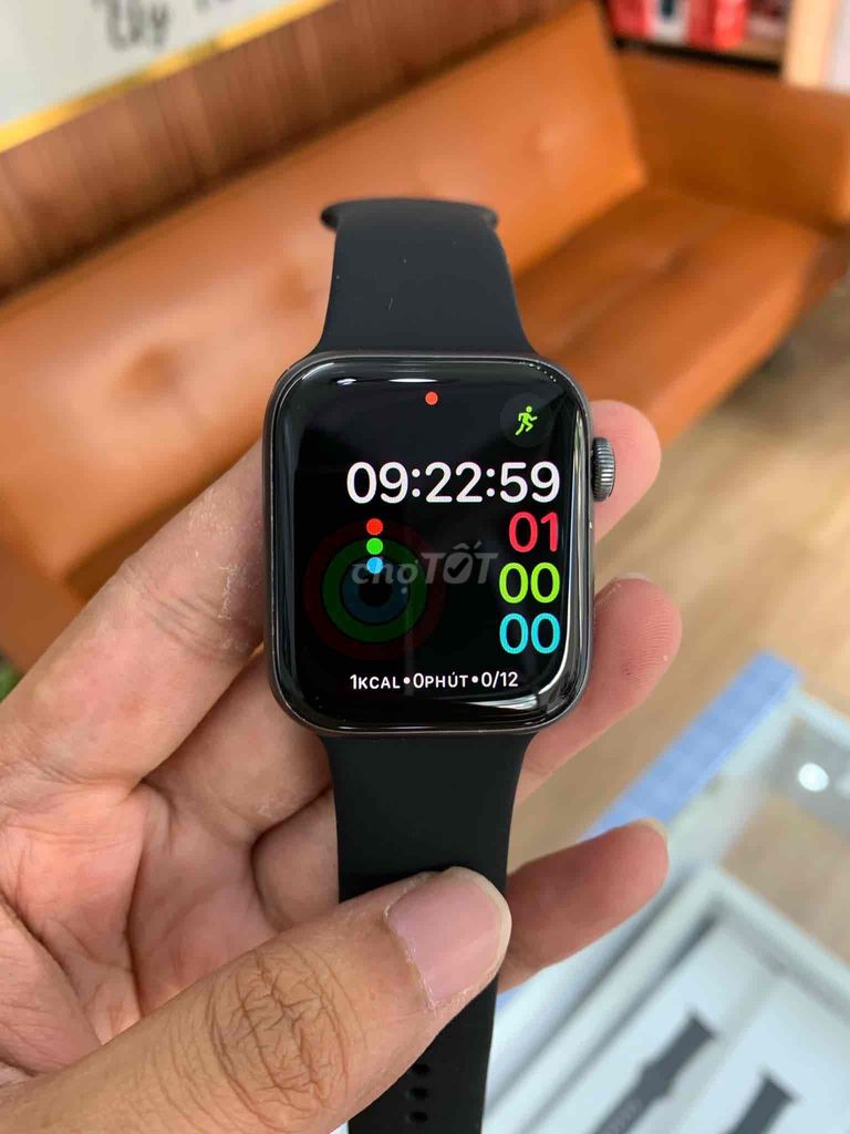 Bán đh apple watch sr4/44 Đen zin ap 100%