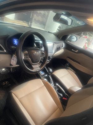 Hyundai Accent 2020 ATH 28000 km Đen