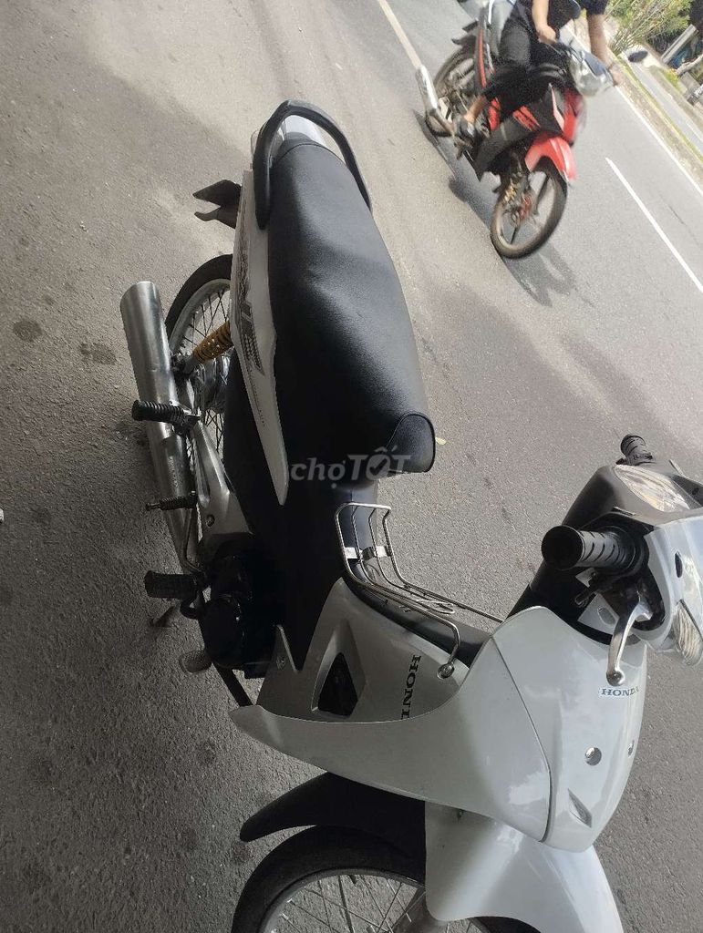 Ware máy ngon , xe đẹp keng. Mua bán Xe máy tại Quận Liên Chiểu Đà Nẵng được đăng bởi Luong Tin hình 3