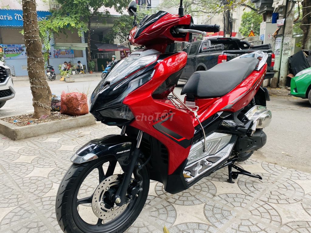 HONDA AIRBLADE 125 ĐỎ MÁY NGUYÊN BIỂN 29