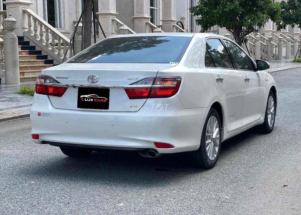 🚗 Toyota CAMRY 2.0E 2018 - Chuẩn Odo: 34.000km. Mua bán Ô tô tại Thành phố Thủ Đức Tp Hồ Chí Minh được đăng bởi LuxCars Siêu Thị Ô Tô Lướt Sài Gòn hình 6
