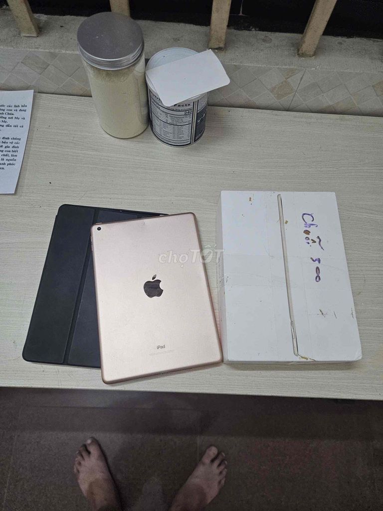Apple iPad Gen 6 32GB Vàng hồng. Mua bán Máy tính bảng tại Huyện Hòa Thành Tây Ninh được đăng bởi Bùi Trần Đăng Khoa hình 1